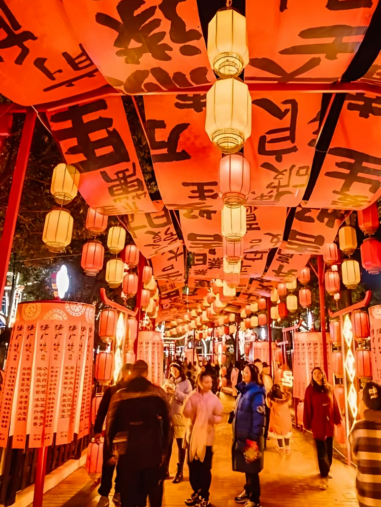 成都旅游攻略，成都2025春節旅行攻略，成都花燈廟會合集